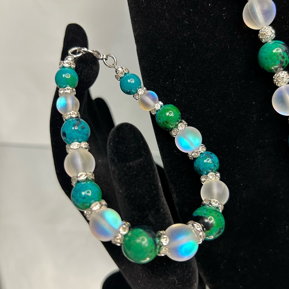 Chrysocolla Gemstone & Crystal Moonstone Beaded Jewelry Set - Picture 4 of 9